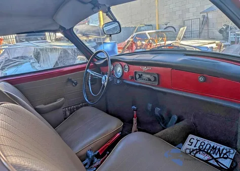 1970 Volkswagen Karmanghia z USA, uszkodzony, nr VIN 1402571366